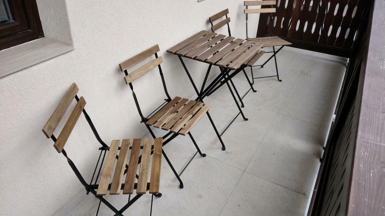 Studio 10 Buşteni Exterior foto